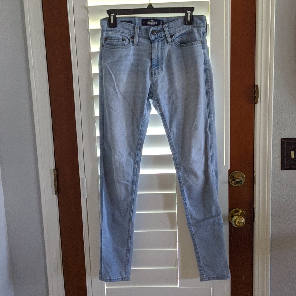 Hollister super skinny jeans 26x30